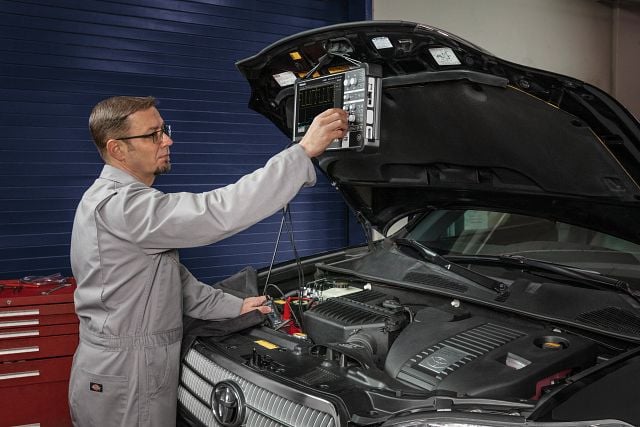 Electrical Engineer using a 2 Series MSO to diagnose an automobile