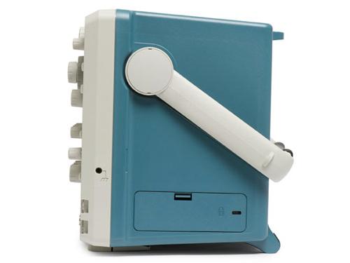 MSO / DPO5000B Series Side View